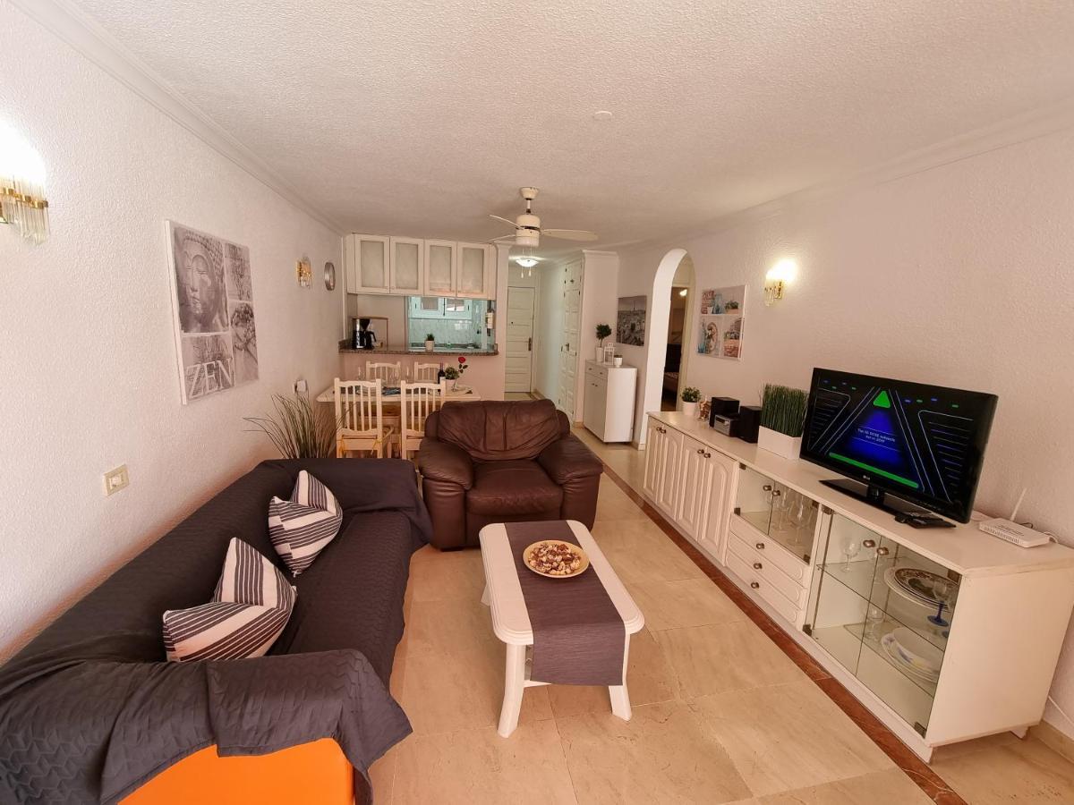 Casa Teide, Ground Floor Apartment Parque Santiago 1, Heated Pool, 100 M To Sea And Beach, Wifi Playa de las Américas Eksteriør billede