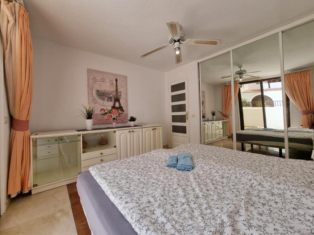 Casa Teide, Ground Floor Apartment Parque Santiago 1, Heated Pool, 100 M To Sea And Beach, Wifi Playa de las Américas Eksteriør billede