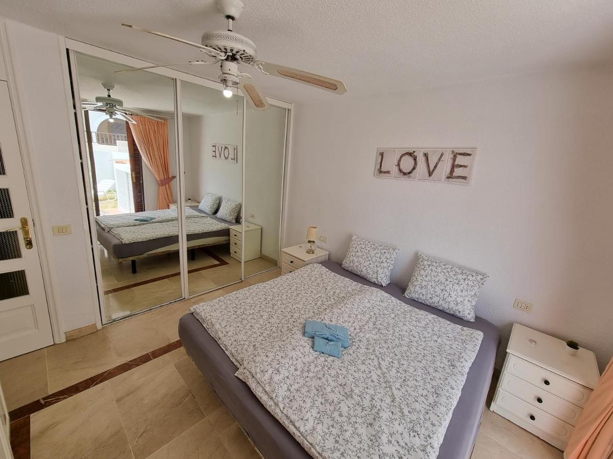 Casa Teide, Ground Floor Apartment Parque Santiago 1, Heated Pool, 100 M To Sea And Beach, Wifi Playa de las Américas Eksteriør billede